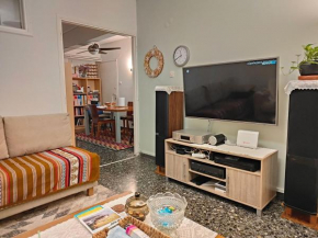 Stand-alone apartment in Pagrati